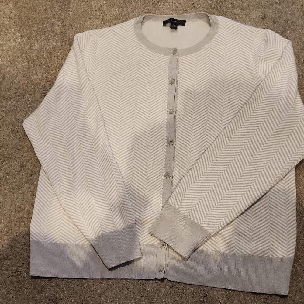 Ann Taylor Chevron Knit Cardigan in Gray and Cream